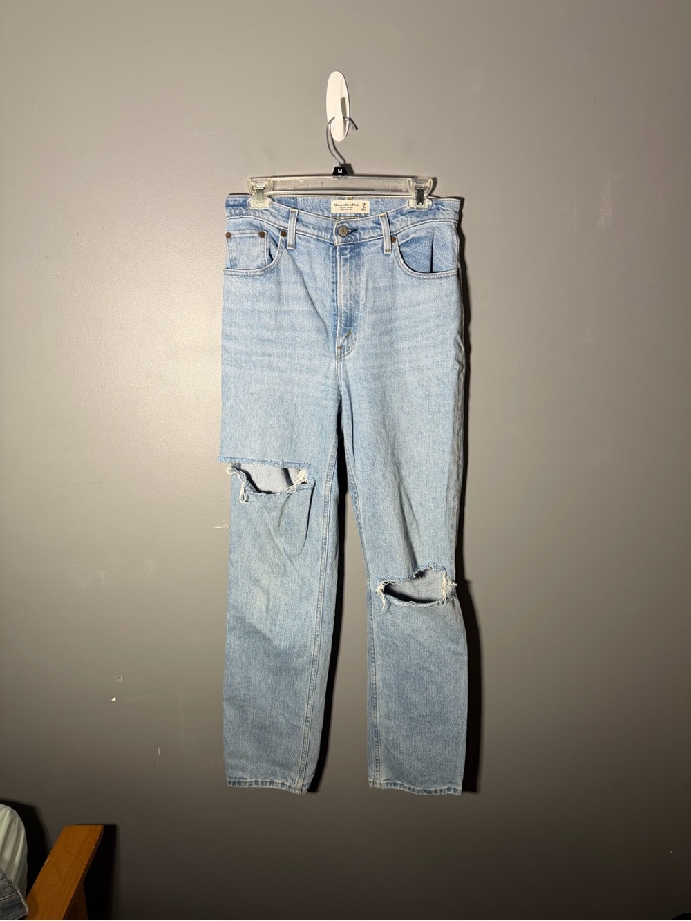 Abercrombie 90s Straight Ultra High Rise Jeans Size 28